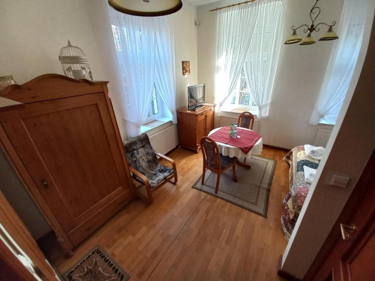 Szwajcarka Willa Z Sauna I Jacuzzi Kudowa-Zdrój Esterno foto